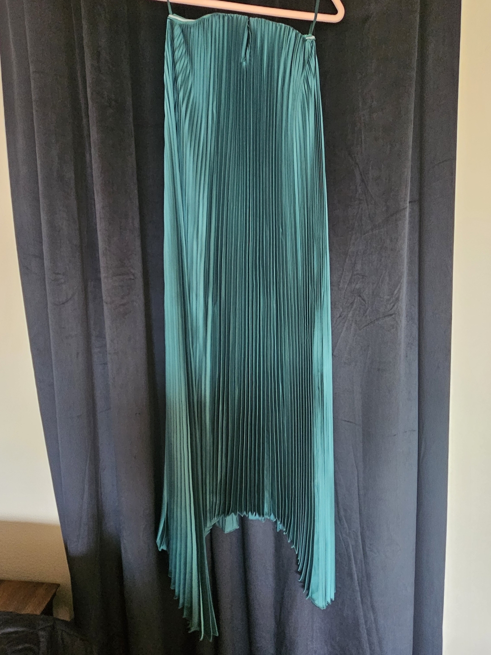AKIRA Emerald Green Strapless Pleated Maxi Dress